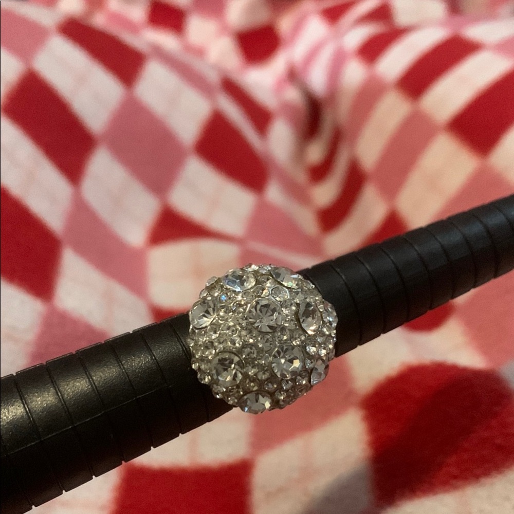 Sparkling vintage Silver Crystal Ring